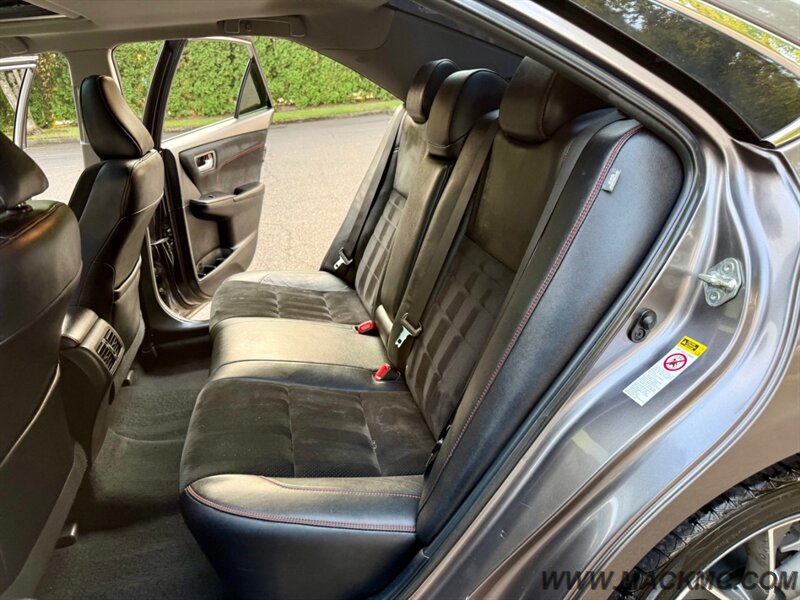 2015 Toyota Camry XSE 1-Owner Leather Moonroof Low Miles - Photo 17 - Hillsboro, OR 97123