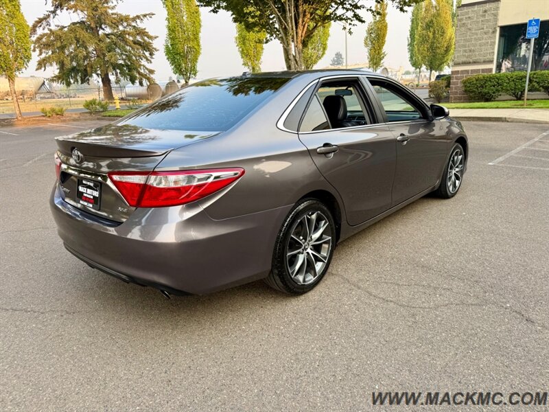 2015 Toyota Camry XSE 1-Owner Leather Moonroof Low Miles - Photo 7 - Hillsboro, OR 97123