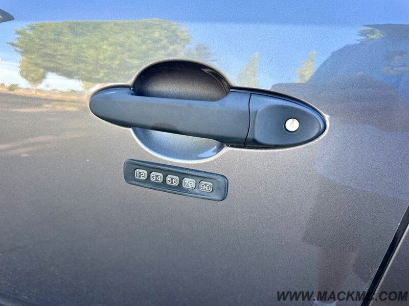 2012 Ford Escape XLT 92K Actual Low Miles 28-MPG - Photo 25 - Hillsboro, OR 97123