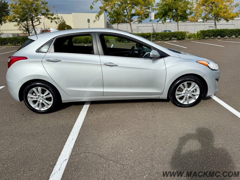 2013 Hyundai ELANTRA GT 6-Speed Manual 63K Low Miles 37-MPG - Photo 6 - Hillsboro, OR 97123