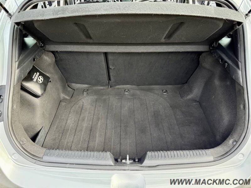 2013 Hyundai ELANTRA GT 6-Speed Manual 63K Low Miles 37-MPG - Photo 21 - Hillsboro, OR 97123