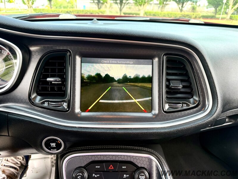 2015 Dodge Challenger SXT Plus Leather Back Up Camera Low Miles - Photo 16 - Hillsboro, OR 97123