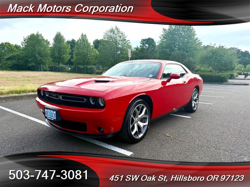 2015 Dodge Challenger SXT Plus Leather Back Up Camera Low Miles - Photo 1 - Hillsboro, OR 97123