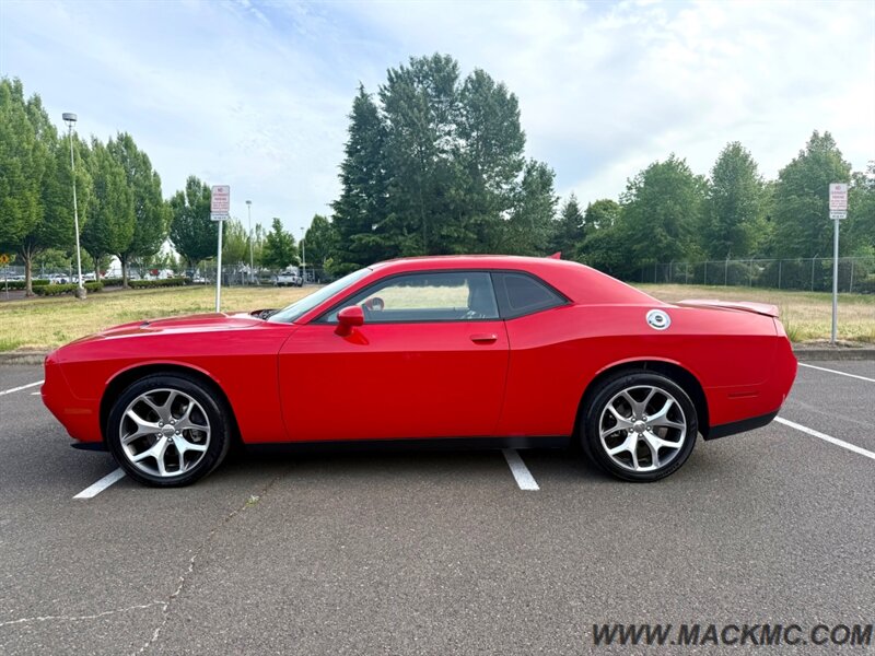 2015 Dodge Challenger SXT Plus Leather Back Up Camera Low Miles - Photo 9 - Hillsboro, OR 97123