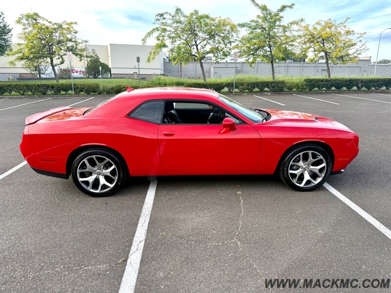 2015 Dodge Challenger SXT Plus Leather Back Up Camera Low Miles - Photo 5 - Hillsboro, OR 97123