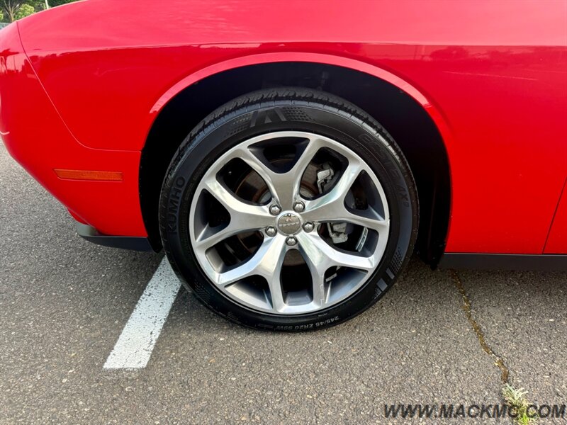 2015 Dodge Challenger SXT Plus Leather Back Up Camera Low Miles - Photo 10 - Hillsboro, OR 97123