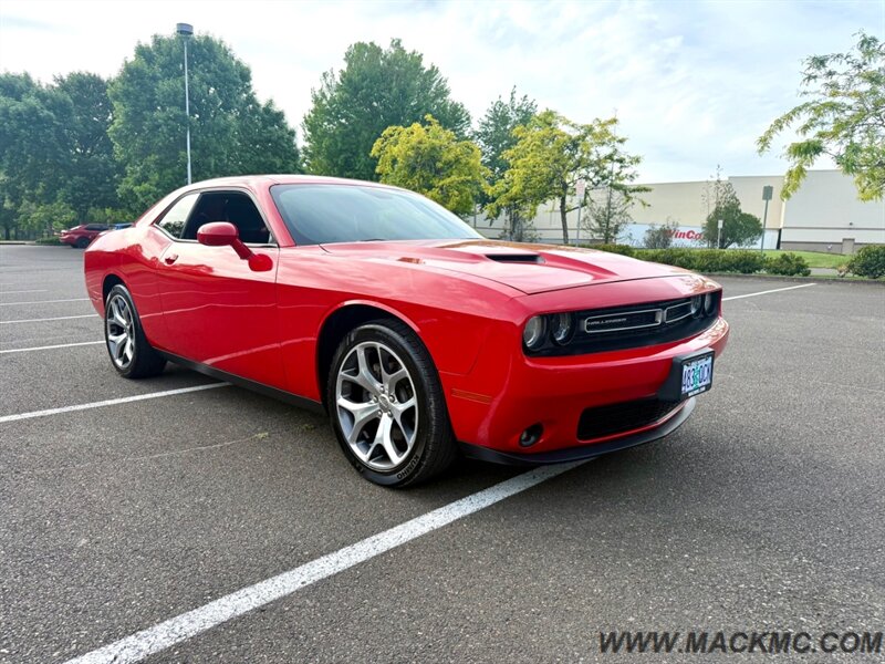 2015 Dodge Challenger SXT Plus Leather Back Up Camera Low Miles - Photo 4 - Hillsboro, OR 97123
