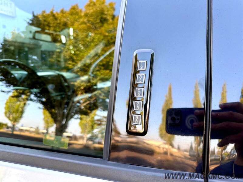 2020 Ford F-150 XLT Crew Cab Lifted 35's MT's Low Miles - Photo 28 - Hillsboro, OR 97123