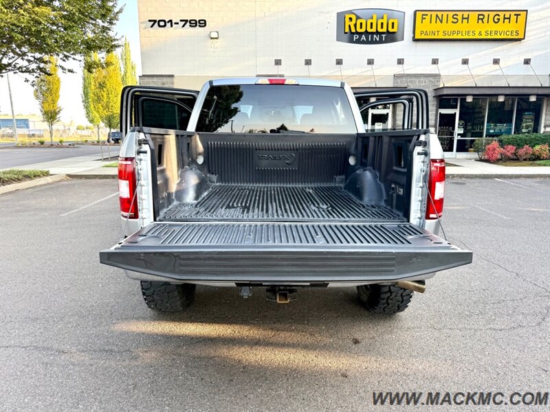 2020 Ford F-150 XLT Crew Cab Lifted 35's MT's Low Miles - Photo 37 - Hillsboro, OR 97123