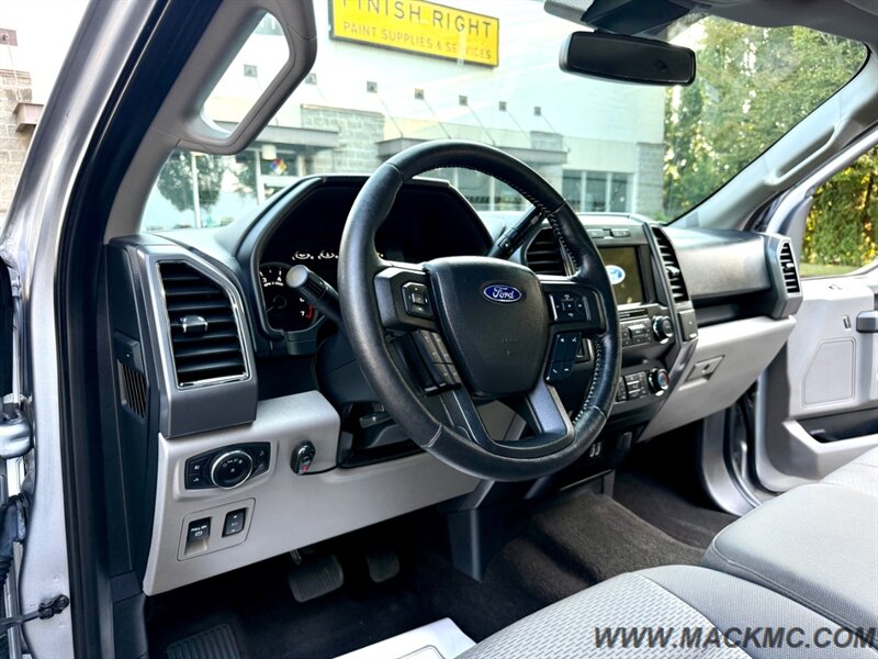 2020 Ford F-150 XLT Crew Cab Lifted 35's MT's Low Miles - Photo 11 - Hillsboro, OR 97123