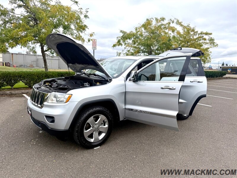 2011 Jeep Grand Cherokee Limited Pano Roof Leather Heated Seats 4X4   - Photo 23 - Hillsboro, OR 97123
