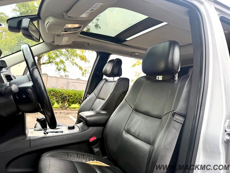 2011 Jeep Grand Cherokee Limited Pano Roof Leather Heated Seats 4X4   - Photo 16 - Hillsboro, OR 97123