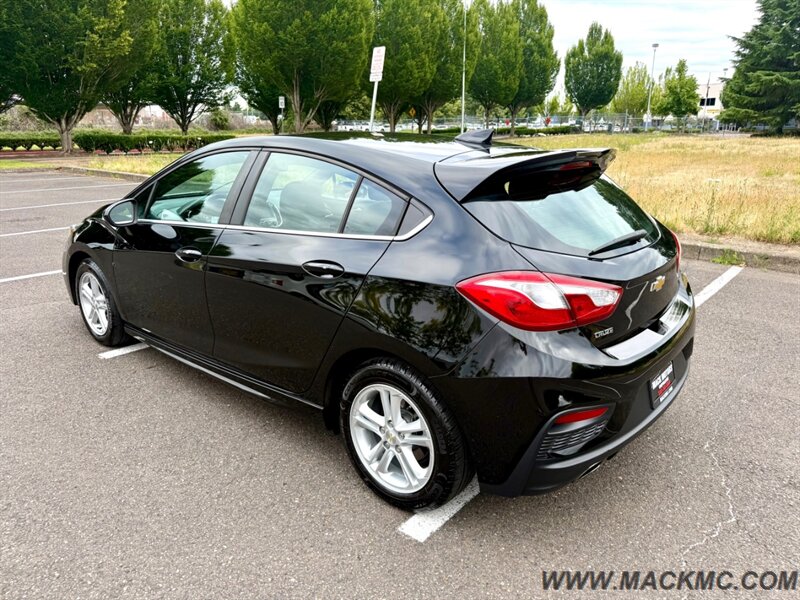 2017 Chevrolet Cruze LT Auto - Photo 9 - Hillsboro, OR 97123