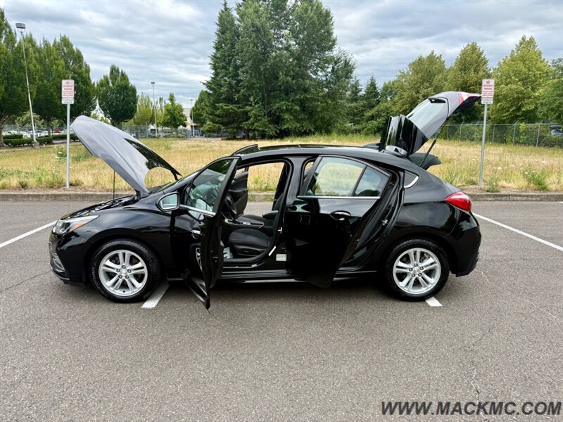2017 Chevrolet Cruze LT Auto - Photo 26 - Hillsboro, OR 97123