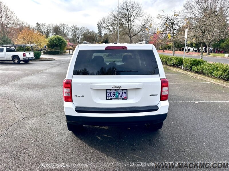 2016 Jeep Patriot Latitude 4x4 AWD Only 74K Low Miles   - Photo 8 - Hillsboro, OR 97123