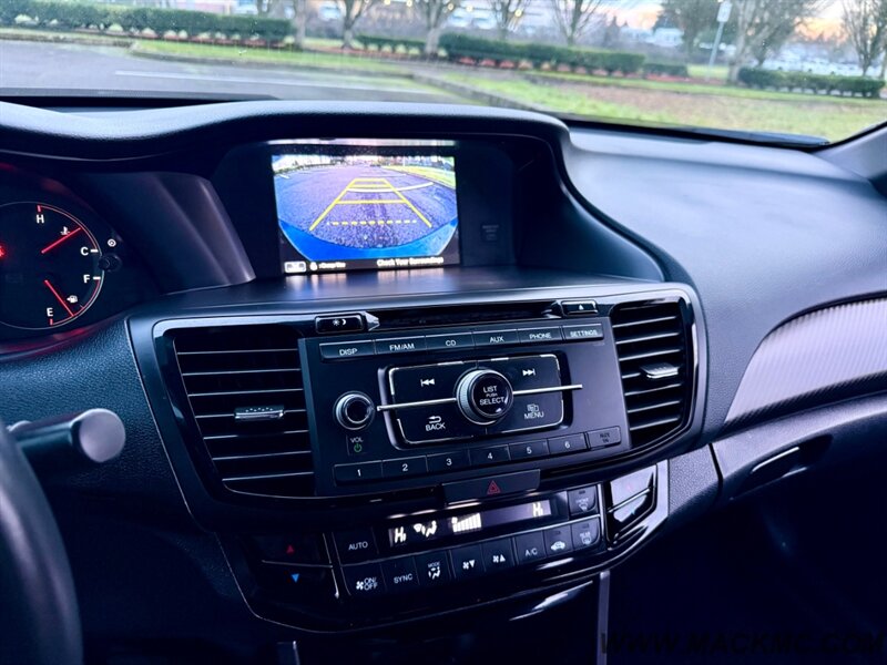 2016 Honda Accord Sport Triple Black Back Up Cam Heated Seats 35-MPG - Photo 14 - Hillsboro, OR 97123