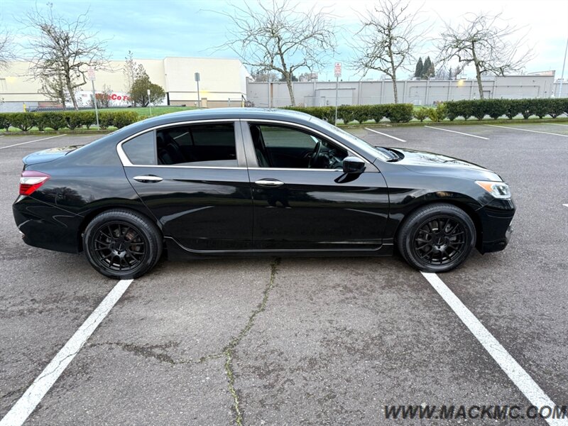 2016 Honda Accord Sport Triple Black Back Up Cam Heated Seats 35-MPG - Photo 6 - Hillsboro, OR 97123