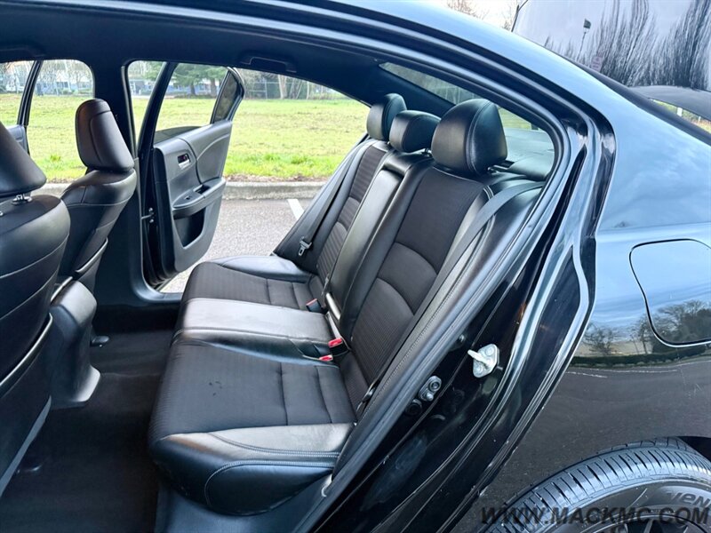 2016 Honda Accord Sport Triple Black Back Up Cam Heated Seats 35-MPG - Photo 18 - Hillsboro, OR 97123