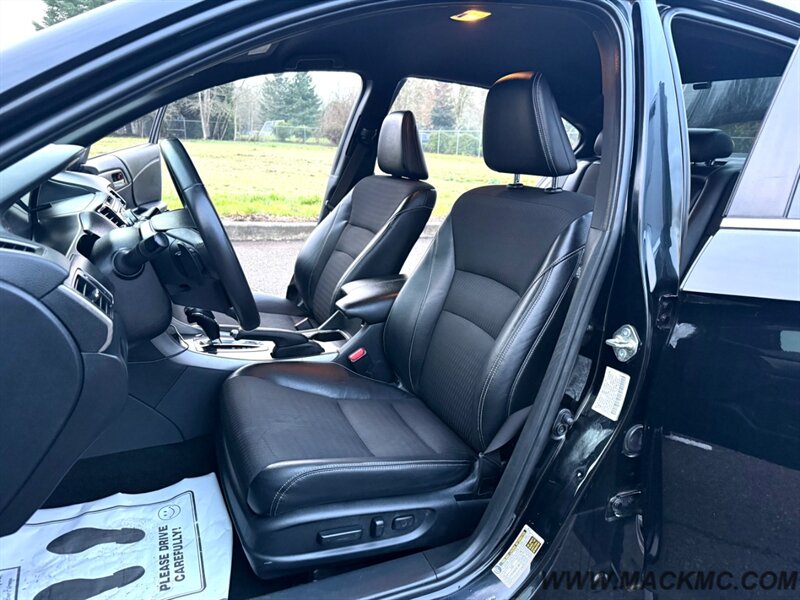 2016 Honda Accord Sport Triple Black Back Up Cam Heated Seats 35-MPG - Photo 16 - Hillsboro, OR 97123