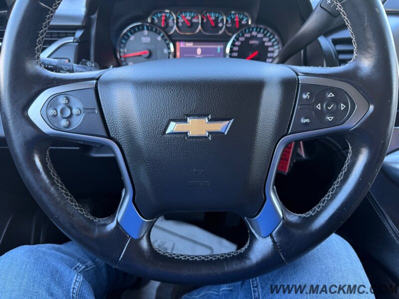 2015 Chevrolet Tahoe LS 3RD Row Seating 4x4   - Photo 11 - Hillsboro, OR 97123