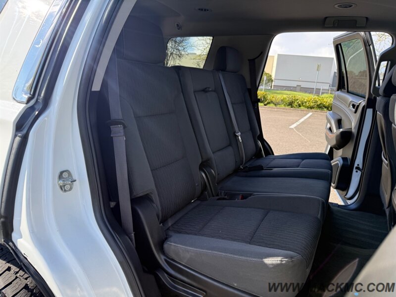 2015 Chevrolet Tahoe LS 3RD Row Seating 4x4   - Photo 18 - Hillsboro, OR 97123