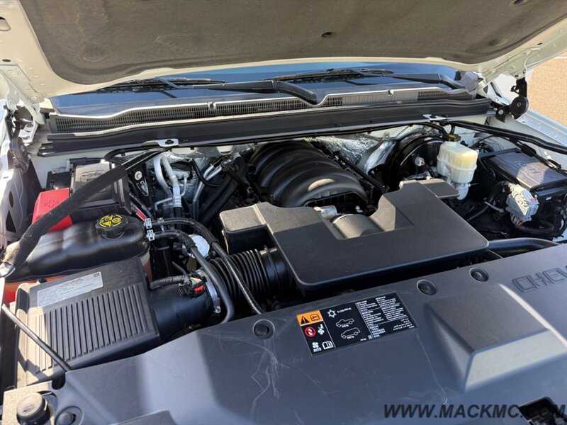 2015 Chevrolet Tahoe LS 3RD Row Seating 4x4   - Photo 25 - Hillsboro, OR 97123