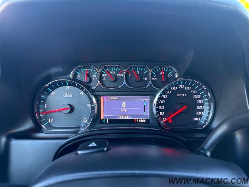 2015 Chevrolet Tahoe LS 3RD Row Seating 4x4   - Photo 13 - Hillsboro, OR 97123