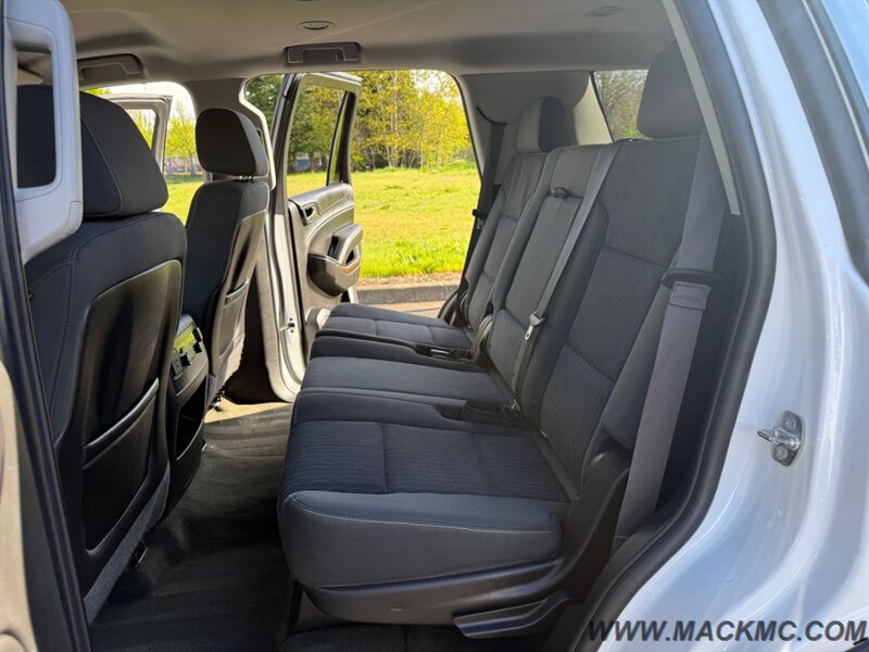 2015 Chevrolet Tahoe LS 3RD Row Seating 4x4   - Photo 19 - Hillsboro, OR 97123