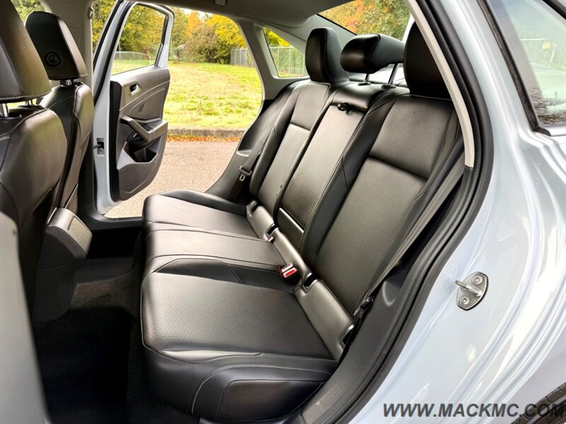 2019 Volkswagen Jetta S 69KLow Miles loaded 40-MPG - Photo 20 - Hillsboro, OR 97123