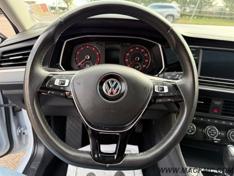 2019 Volkswagen Jetta S 69KLow Miles loaded 40-MPG - Photo 11 - Hillsboro, OR 97123