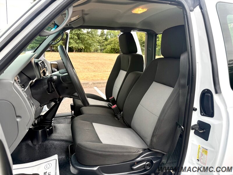 2011 Ford Ranger Sport 5-Speed Manual Transmission Low Miles 4.0 - Photo 17 - Hillsboro, OR 97123