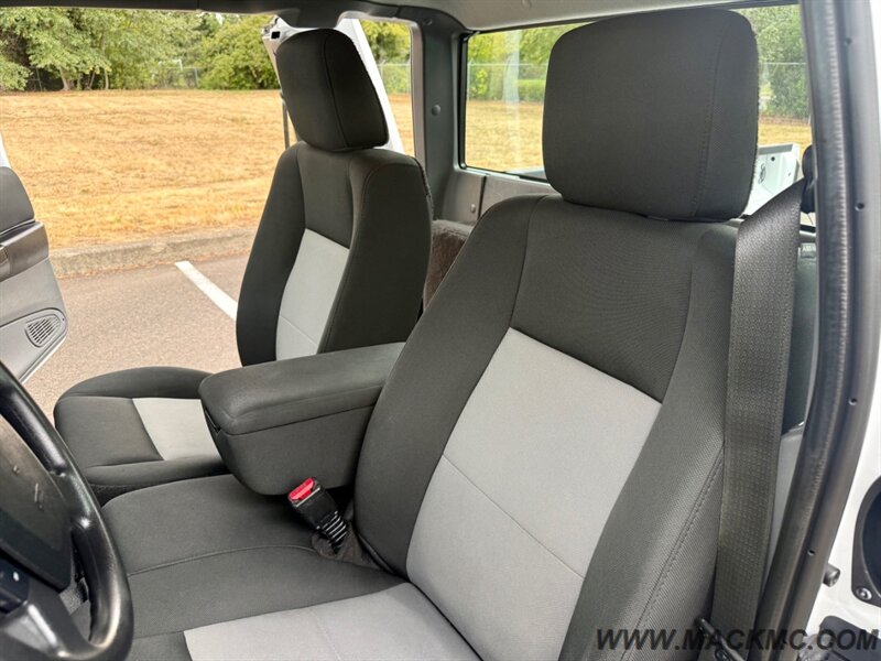 2011 Ford Ranger Sport 5-Speed Manual Transmission Low Miles 4.0 - Photo 18 - Hillsboro, OR 97123