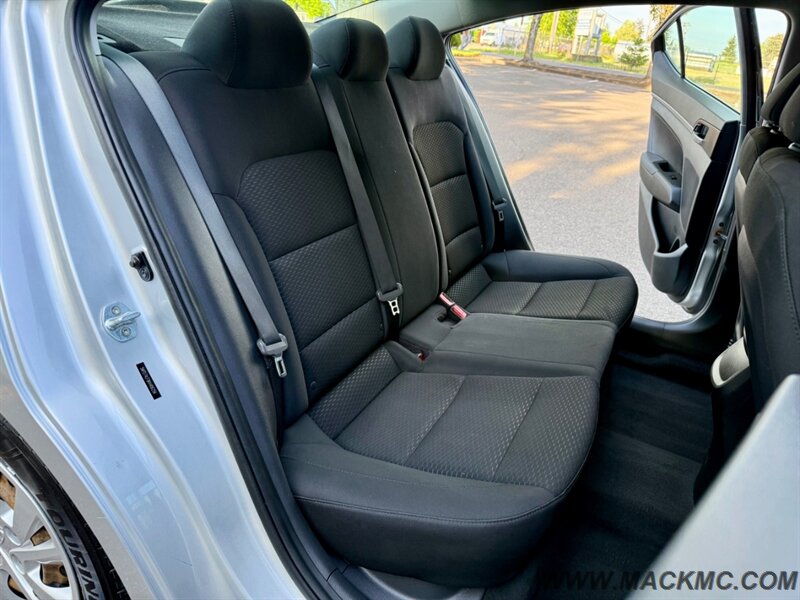 2019 Hyundai ELANTRA SE Back Up Camera 38-MPG   - Photo 19 - Hillsboro, OR 97123