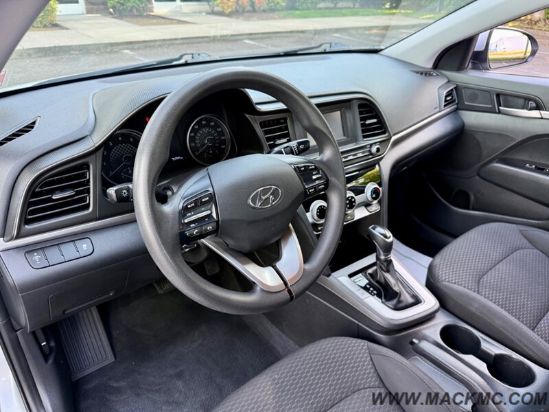 2019 Hyundai ELANTRA SE Back Up Camera 38-MPG   - Photo 10 - Hillsboro, OR 97123