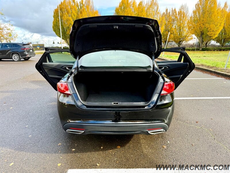 2016 Chrysler 200 S 72K Low Miles Loaded Pano Roof Back Up Cam - Photo 34 - Hillsboro, OR 97123