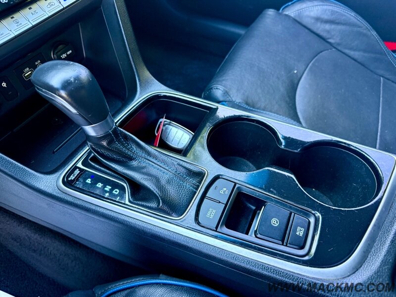 2018 Hyundai SONATA Limited 2.0T   - Photo 16 - Hillsboro, OR 97123