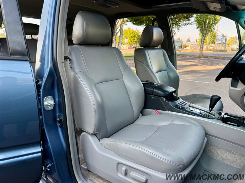 2005 Toyota 4Runner Limited Lifted Premium Wheels Leather Moonroof - Photo 19 - Hillsboro, OR 97123