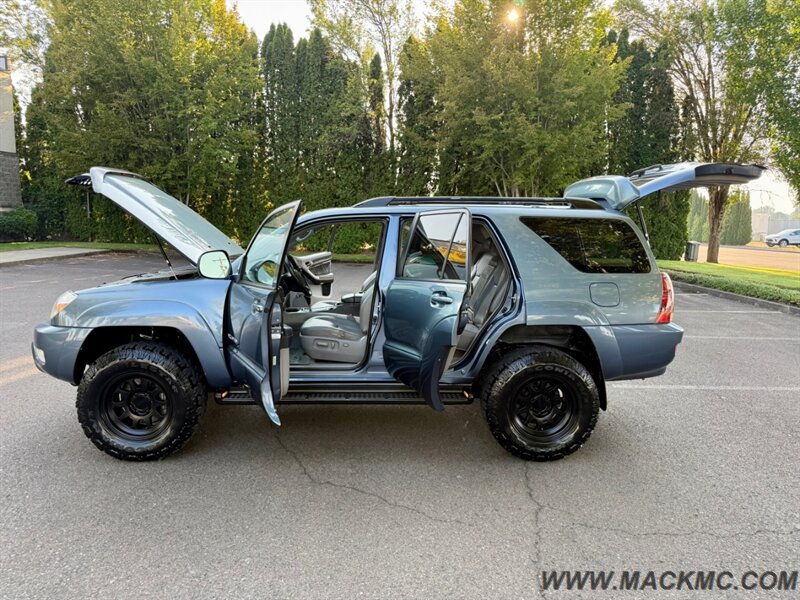 2005 Toyota 4Runner Limited Lifted Premium Wheels Leather Moonroof - Photo 30 - Hillsboro, OR 97123
