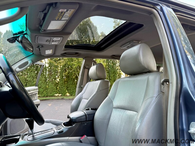 2005 Toyota 4Runner Limited Lifted Premium Wheels Leather Moonroof - Photo 18 - Hillsboro, OR 97123