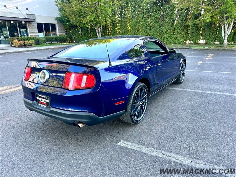 2010 Ford Mustang Premium wheels Low Miles 26-MPG   - Photo 6 - Hillsboro, OR 97123