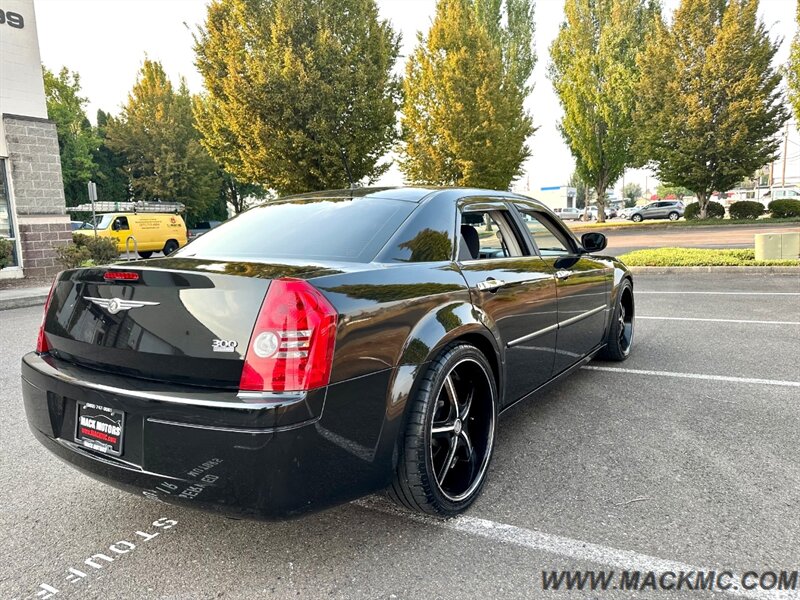 2008 Chrysler 300 Series LX   - Photo 8 - Hillsboro, OR 97123