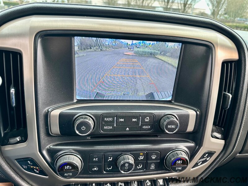 2015 GMC Sierra 3500 Denali   - Photo 19 - Hillsboro, OR 97123