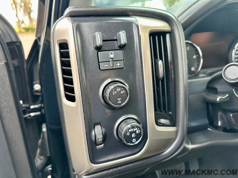 2015 GMC Sierra 3500 Denali   - Photo 15 - Hillsboro, OR 97123