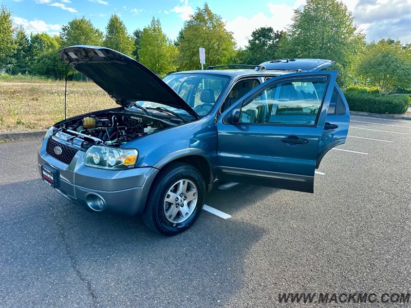 2005 Ford Escape XLT AWD Leather Moonroof Tow PKG - Photo 28 - Hillsboro, OR 97123