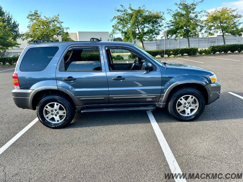 2005 Ford Escape XLT AWD Leather Moonroof Tow PKG - Photo 5 - Hillsboro, OR 97123