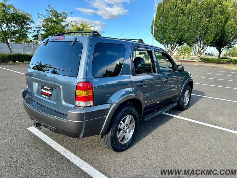 2005 Ford Escape XLT AWD Leather Moonroof Tow PKG - Photo 6 - Hillsboro, OR 97123