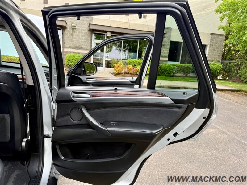 2013 BMW X5 xDrive35i Loaded 96K Miles AWD - Photo 29 - Hillsboro, OR 97123