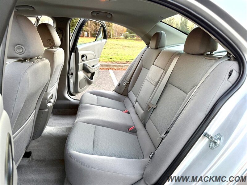 2013 Chevrolet Malibu LS 39K Low Miles New tires 34-MPG   - Photo 19 - Hillsboro, OR 97123