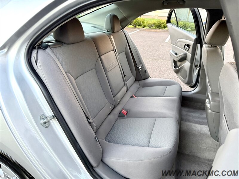 2013 Chevrolet Malibu LS 39K Low Miles New tires 34-MPG   - Photo 18 - Hillsboro, OR 97123