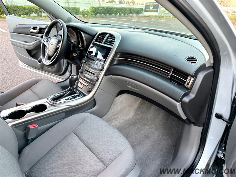 2013 Chevrolet Malibu LS 39K Low Miles New tires 34-MPG   - Photo 2 - Hillsboro, OR 97123